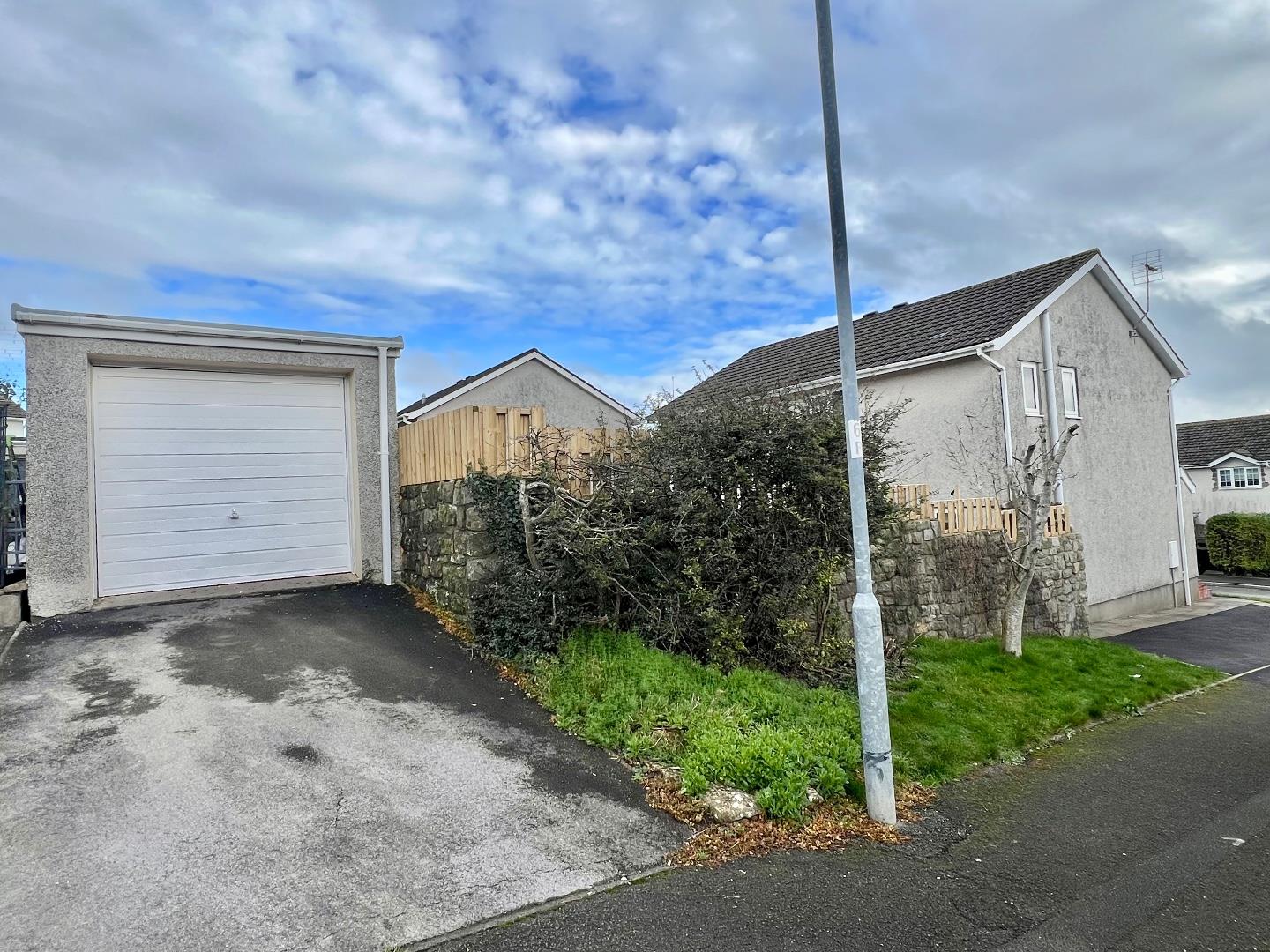 Ty Gwyn Drive, Brackla, Bridgend County Borough, CF31 2QF